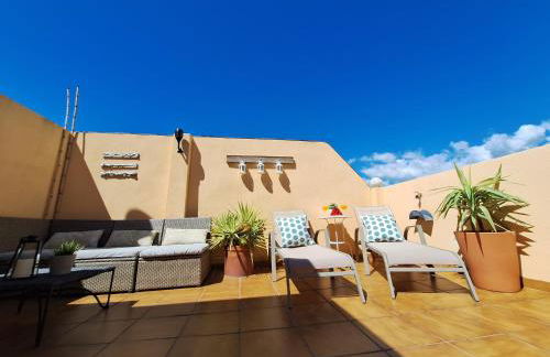 Ático fresco y luminoso con aparcamiento privado - Foto 10