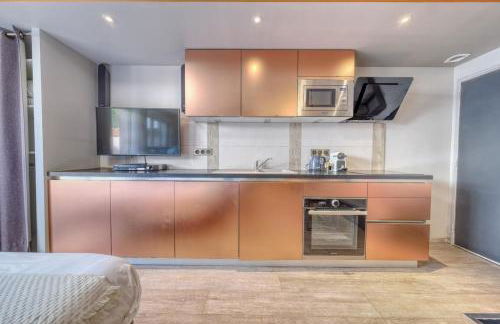 Suite & Spa - Jacuzzi - Sauna - Foto 37