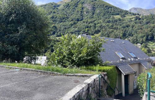 Chalet T4 à Cauterets avec parking et terrasse - FR-1-812-11 - Foto 11