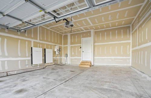 Spacious & Serene Family Gem: Games, Office, Yard! - Foto 8