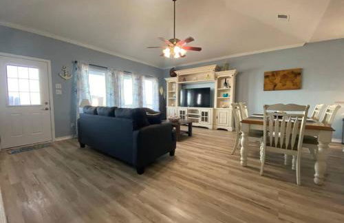 Beach House with Ocean view - Photo 9