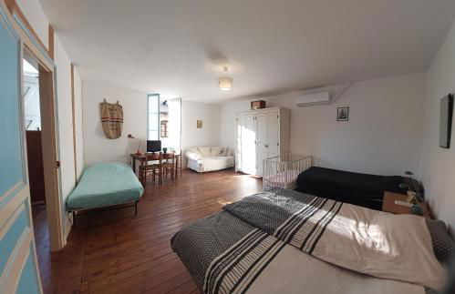 La Poste Saulgond - Foto 40