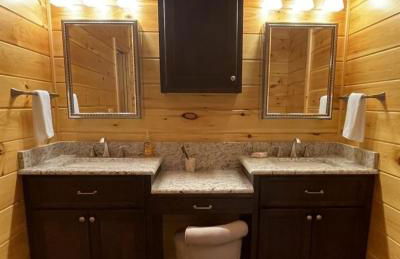 Nature lovers dream! Steps from fishing plus 140 acres of hiking! 4 Bedroom Home by RedAwning - Foto 22