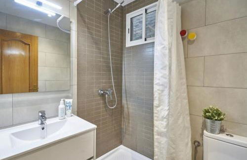 BeBarceloner Sants Apartments- 3 bedroom - Foto 7