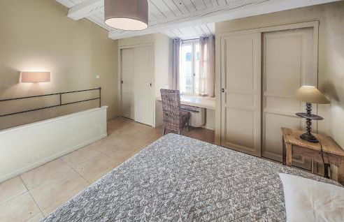 Awesome Home In Saint-Laurent-De-La-Ca With Wifi - Foto 16