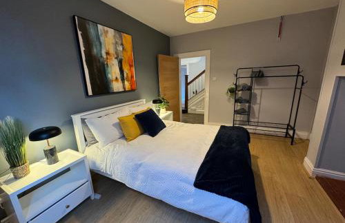 Very Large Central Property - Foto 57