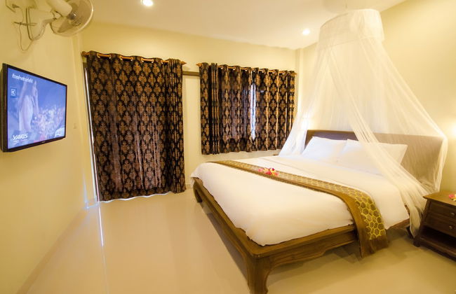 Namphung Phuket Boutique Resort - Foto 1