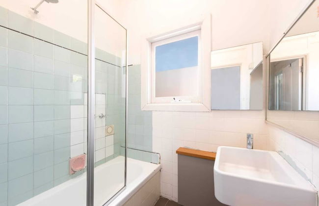 Private Unit in Heritage Building in Fitzroy North - Foto 9