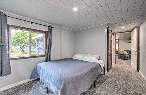 Prudenville Retreat with Yard about 1 Mi to Lake! - Foto 16