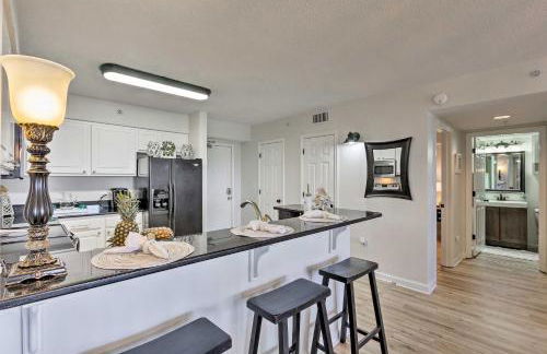 Snowbirds Retreat Walkable Destin Condo with View! - Foto 14