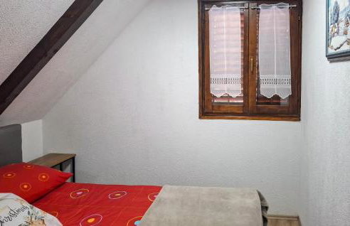 Lovely Home In Frkasic - Photo 24