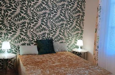 La Maison de Jeanne - Cœur Historique d'Orléans avec parkings privés - classée 3 étoiles - Foto 10