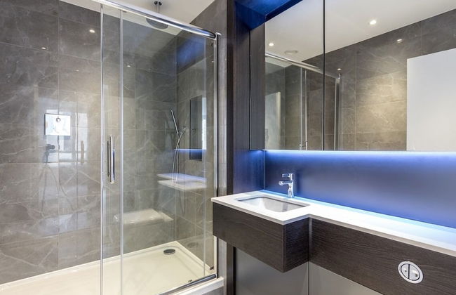 2 Bed Property Close to Heathrow Airport - Foto 6