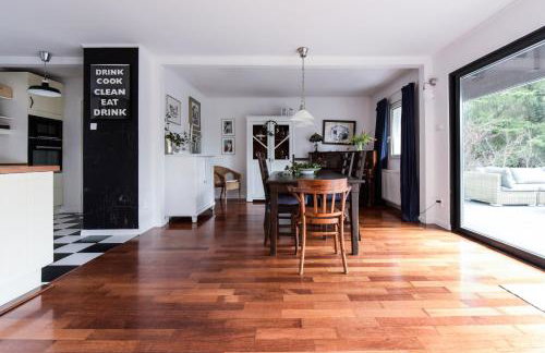 Spacious 3 Bedroom Family Oasis with Sauna, 20 min from Warsaw - Foto 15