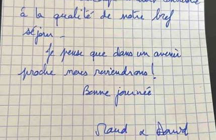 Le silence des toits / Silence under the roofs - Photo 14