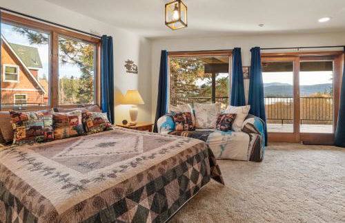 North Shore Lakefront - Spacious Lakefront with Hot Tub, & Game Room - Foto 64
