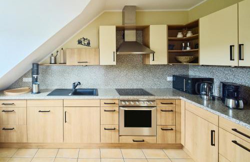 Natur-Design "Platzhirsch Sauerland" - Sauna, Kamin, Balkon, Garten, Hütte, Grill - Foto 42