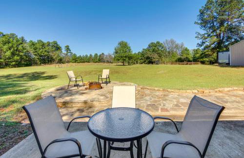 Fire Pit and Grill Tyler Home on 5 Acres! - Foto 22