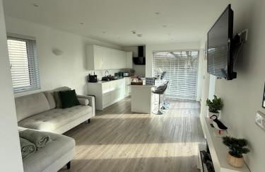 Lowern, Luxury Lodge with Hot Tub and Games Room - Photo 1