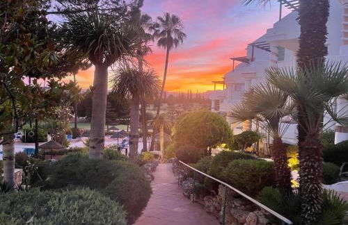 Ground Floor Apartment at Matchroom Country Club - Photo 29