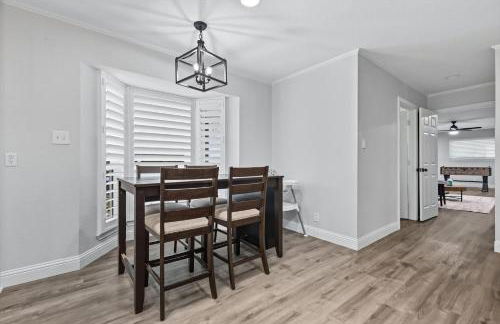 5BD Modern Farmhouse Retreat Sleeps 12 - Photo 14