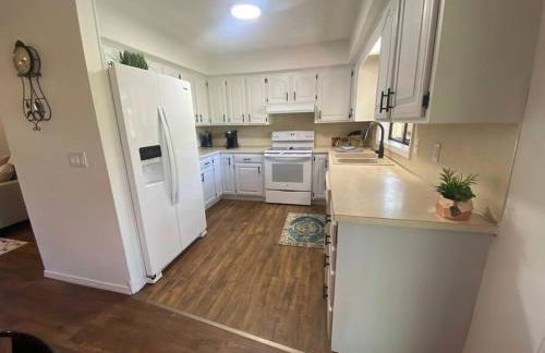 Secluded Lakeview retreat by Eureka Springs-CANOE - Foto 31