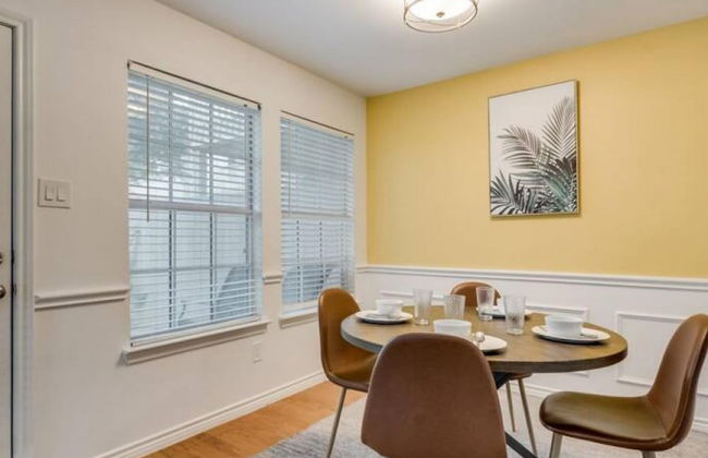 Family Business Retreat King Bed Top Amenities - Foto 6