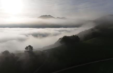 La cabaña mirador de los Valles Pasiegos - Foto 3
