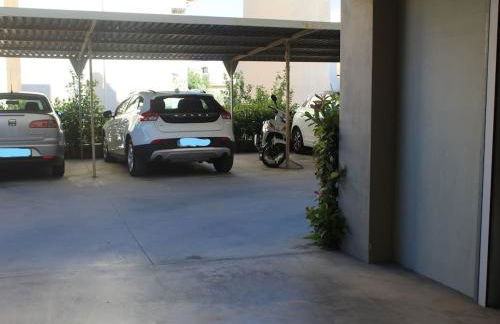 Maria's Airport Apartment, 4' metro, 10' airport, 15' beach, 40' city center - Foto 48