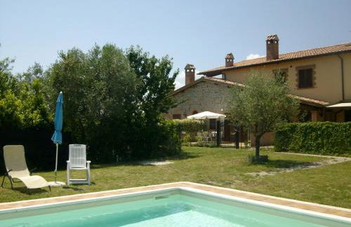 La Loggina Maxi con 2 giardini recintati privati - Foto 11