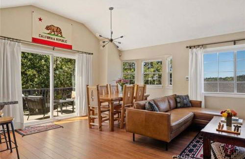 Charming Getaway Cabin - Foto 8