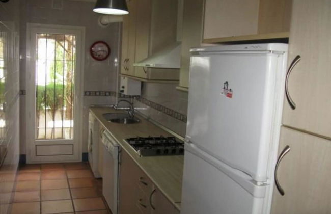 Apartment - 2 Bedrooms with Pool - 103433 - Photo 6