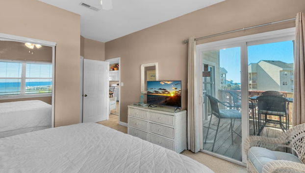 Baywatch F8 - Foto 5, Habitación