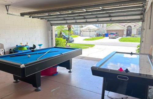 Fascinating Private Pool and Game-room, Near Disney!! - Foto 67