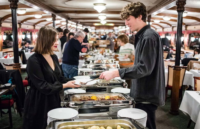 Buffet Dinner Cruise with Live Music - Photo 8