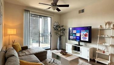 1BR Pool Fitness Steps to Austin Domain - Foto 5