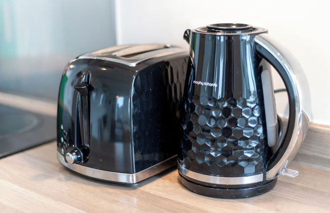 Chic & Stylish 2Bed in Heart of London - Photo 19