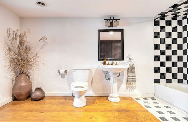 River House by Avantstay Historic & Secluded Estate on the Hudson River w/ Pool Sleeps 24! - Foto 31