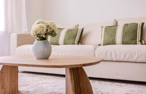 Immense Bright 5BR House near Kensington Olympia - Photo 23