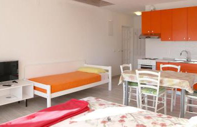 Apartments Laura - Photo 12