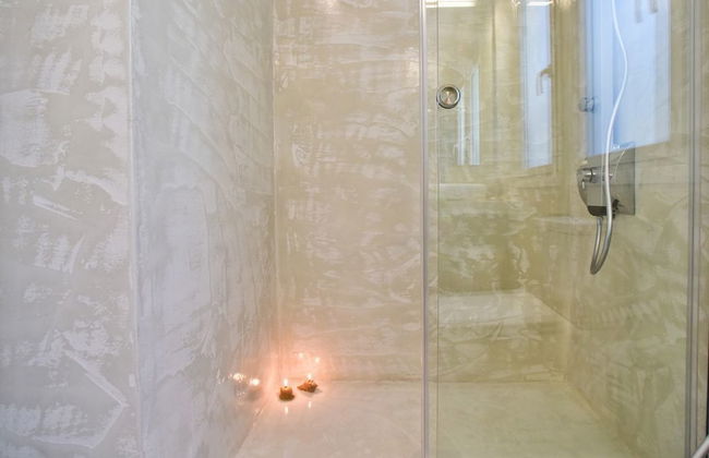 Mavres Luxury Studio - Photo 11