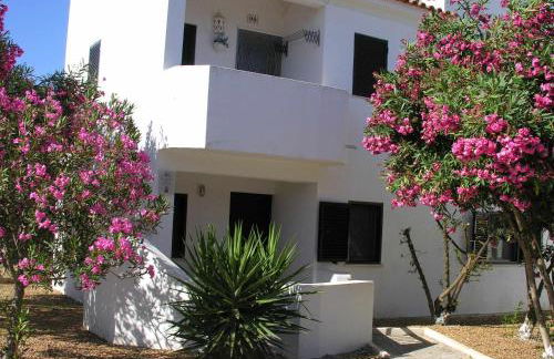 Retur Algarve Beach House - Photo 1