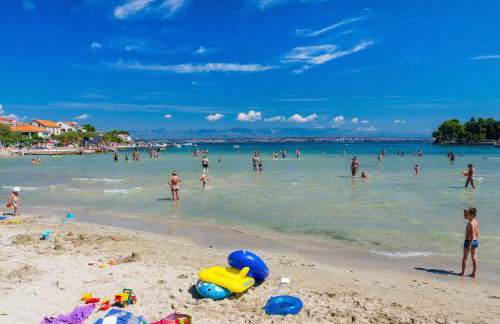 Apartment Serenity with Private Pool Near the Beach - Photo 32