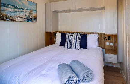 The Gatwick Cabin With Airport Parking Available - Foto 12