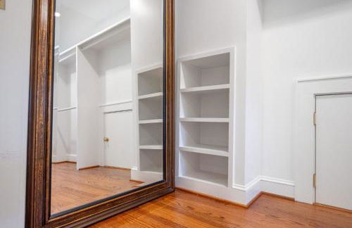 Stylish Durham Retreat - Walkable Sleeps 6 - Foto 62