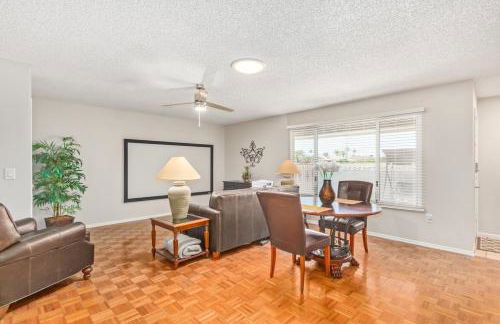 Naturally Modest & Quiet - Foto 14