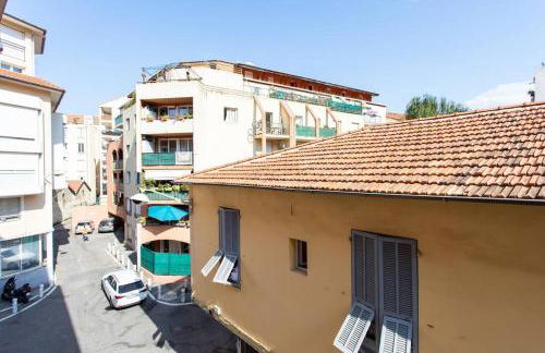 L44 1BDR Flat 10mins walk to port/Balcon, Parking, AC - Foto 31