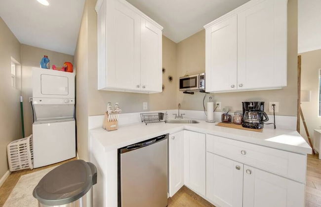 Trendy San Diego Home With Backyard and Firepit - Foto 6