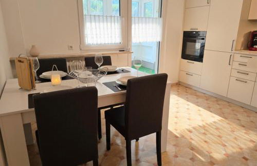 Rückzugsort mit Bergblick in Baiersbronn-Obertal - beheizter Wintergarten & kostenfreier Parkplatz - 70qm Ferienwohnung - Foto 45