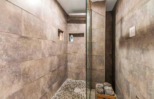 The Hygge Way, 20MIN TO NYC Times Sq - Foto 18